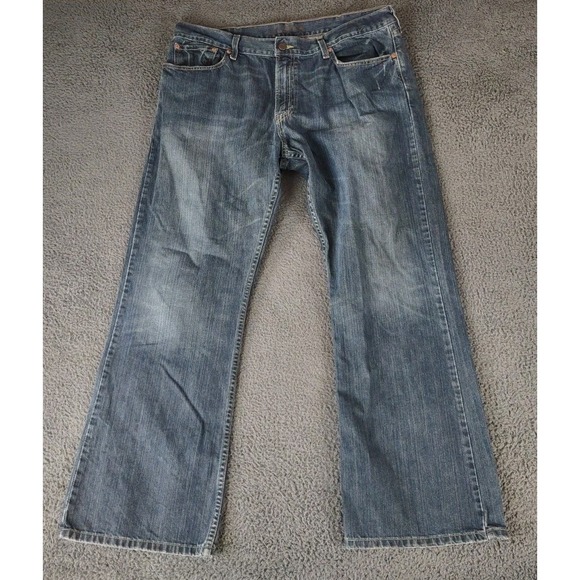 Vintage Levis Jeans Men 38x30 Blue 527‎ Zipper Fly Low Boot Cut Whiskering Work - Picture 1 of 12